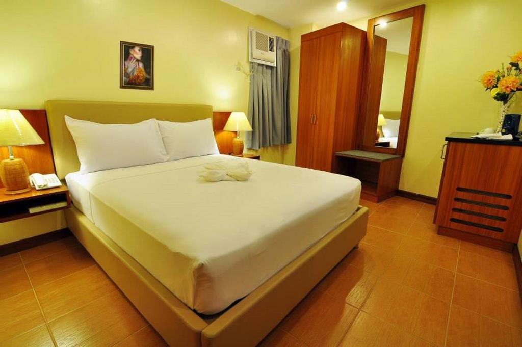 The Well Hotel Cebu Exterior foto