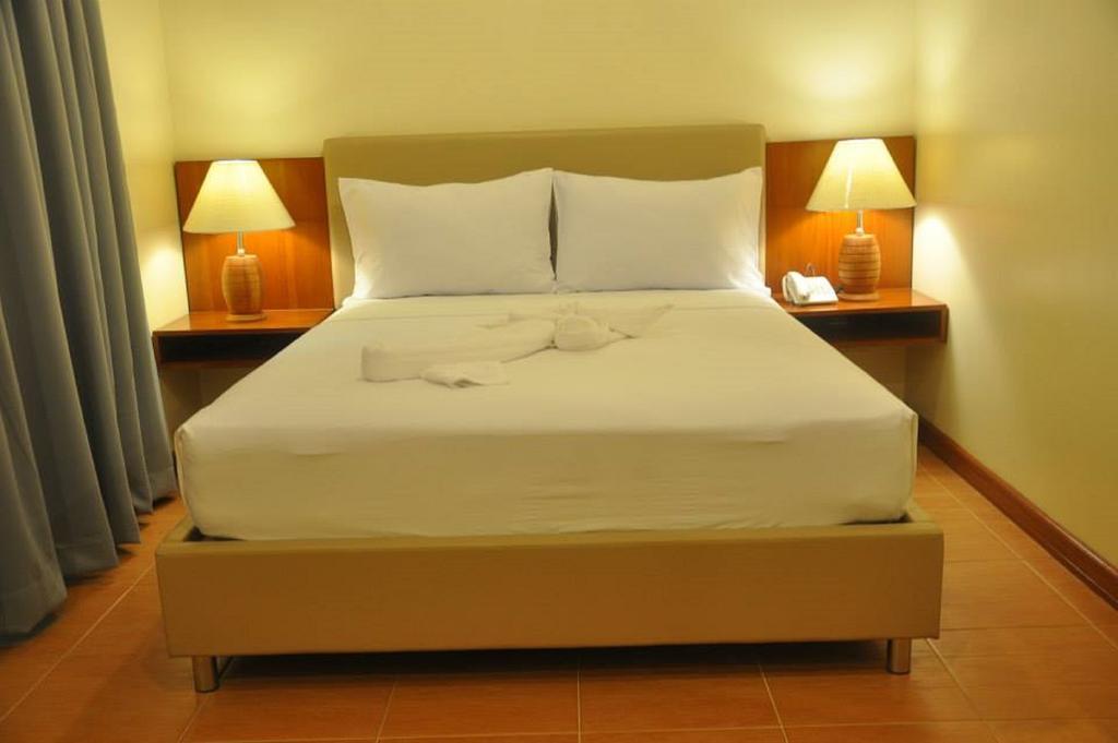The Well Hotel Cebu Exterior foto