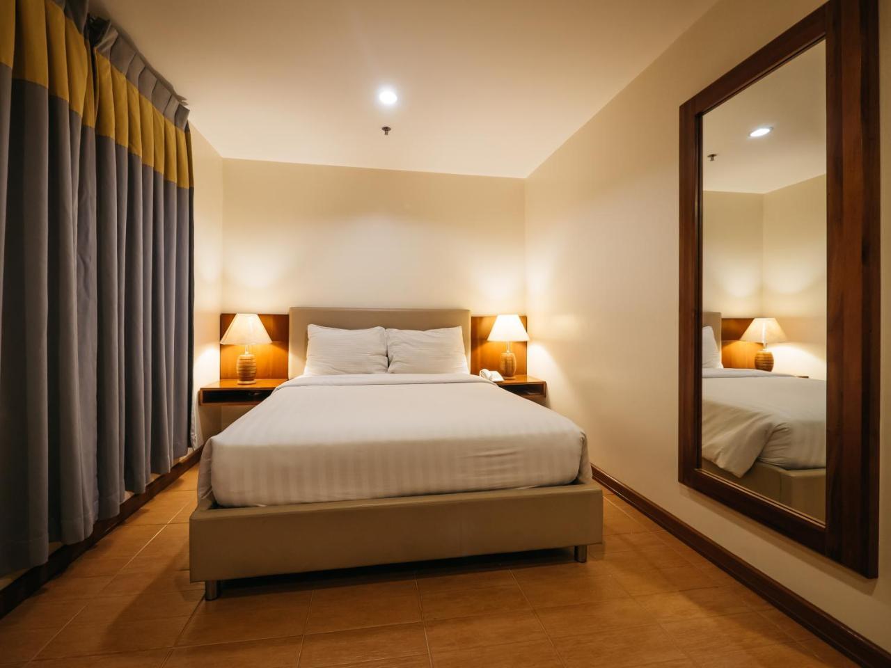 The Well Hotel Cebu Exterior foto
