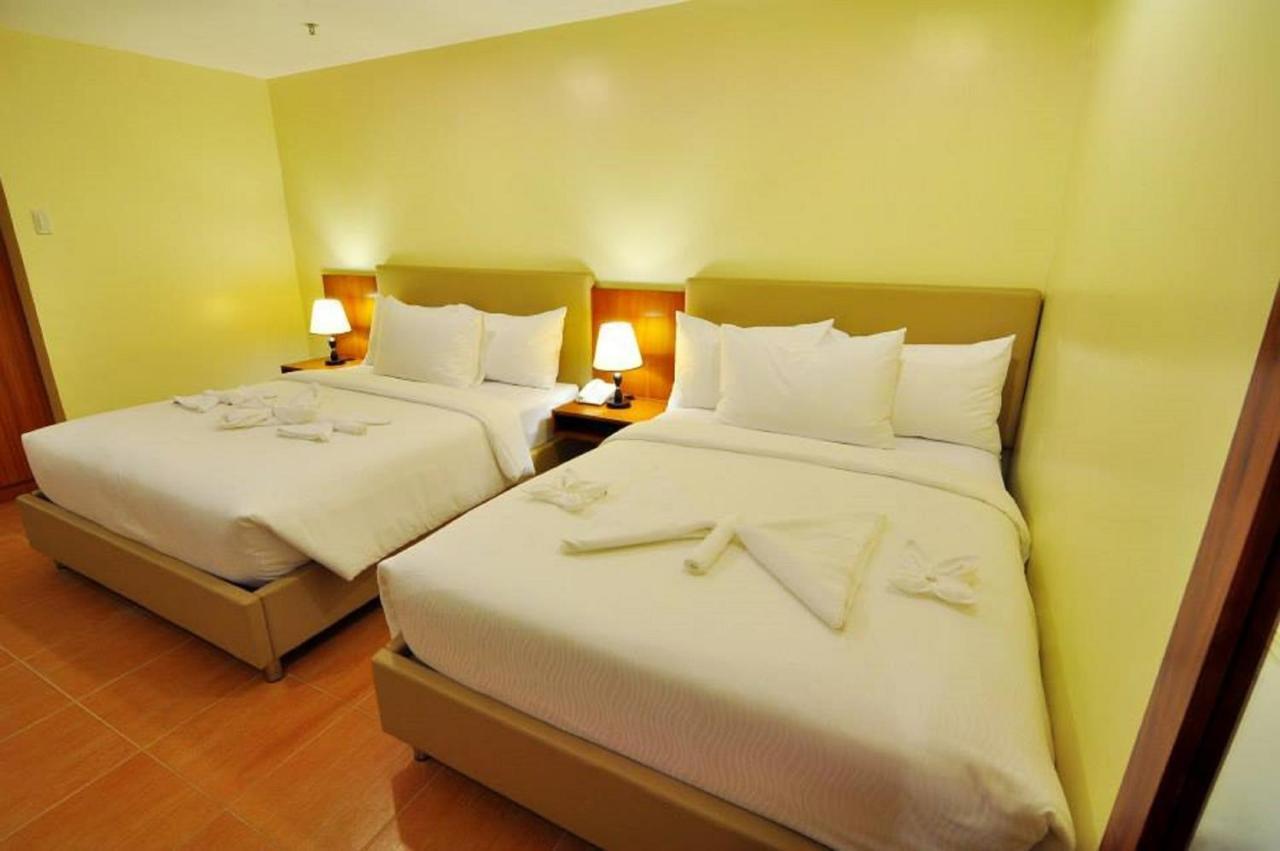 The Well Hotel Cebu Exterior foto